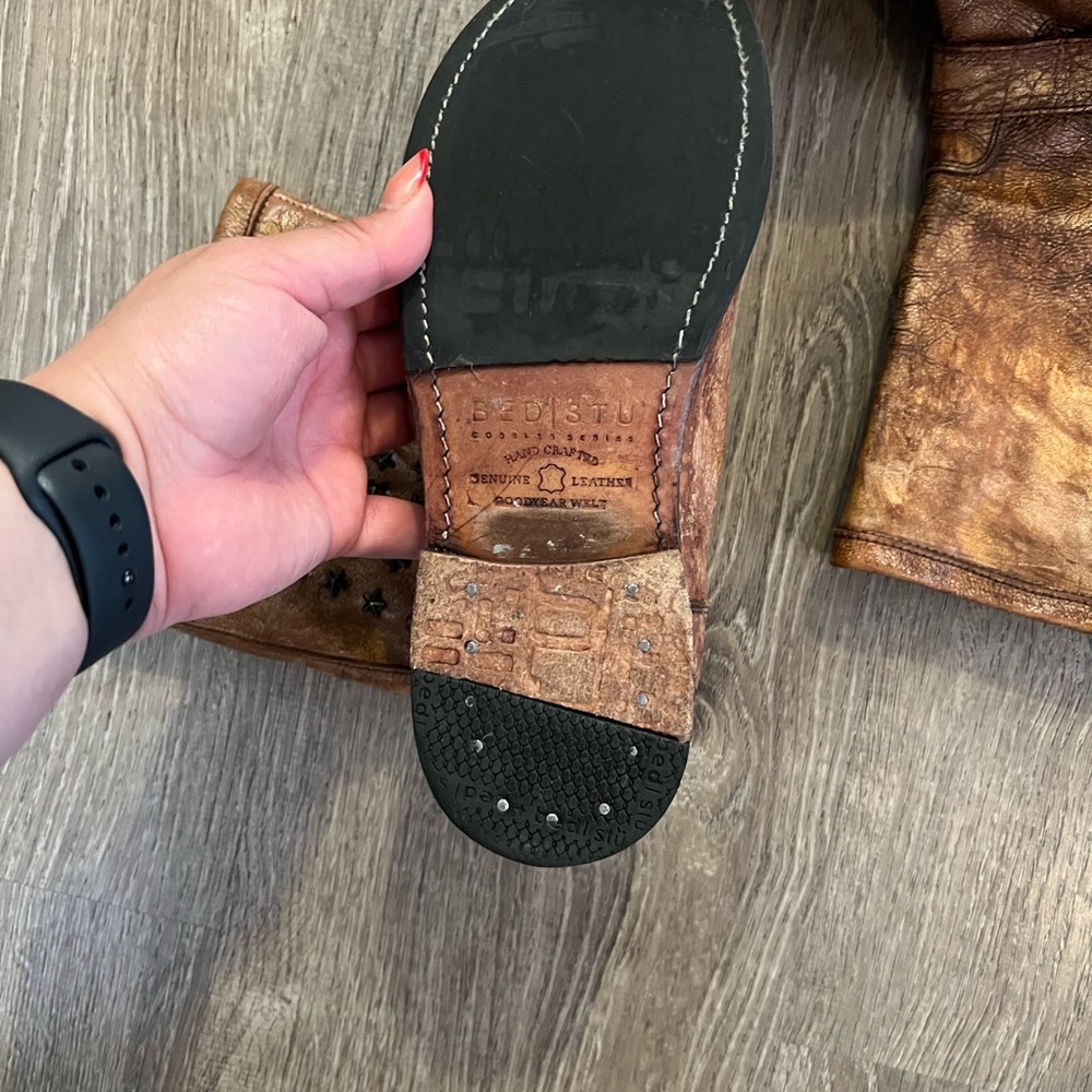 BED STU Cobbler Series Moto Boot Brown tan  Leather Studded Distressed - Picture 3 of 11